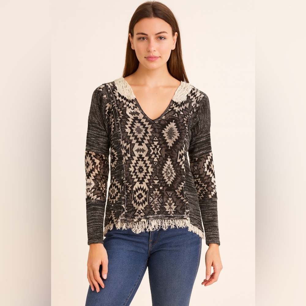 Hooded V-neck Tribal Print Sweater